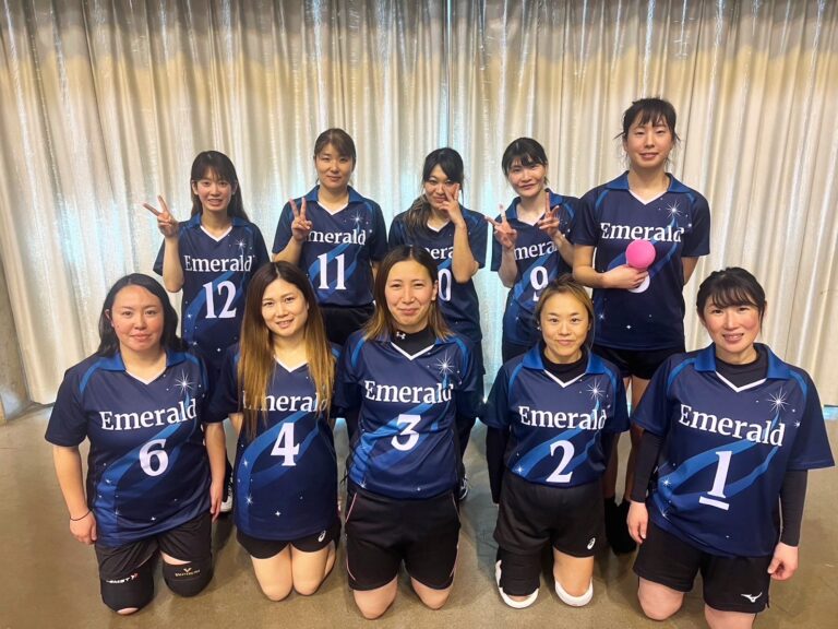 Emerald様　バレーユニフォーム　オーダー事例