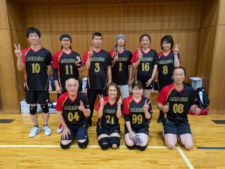 RABBIT様 バレーユニフォーム　オーダー事例