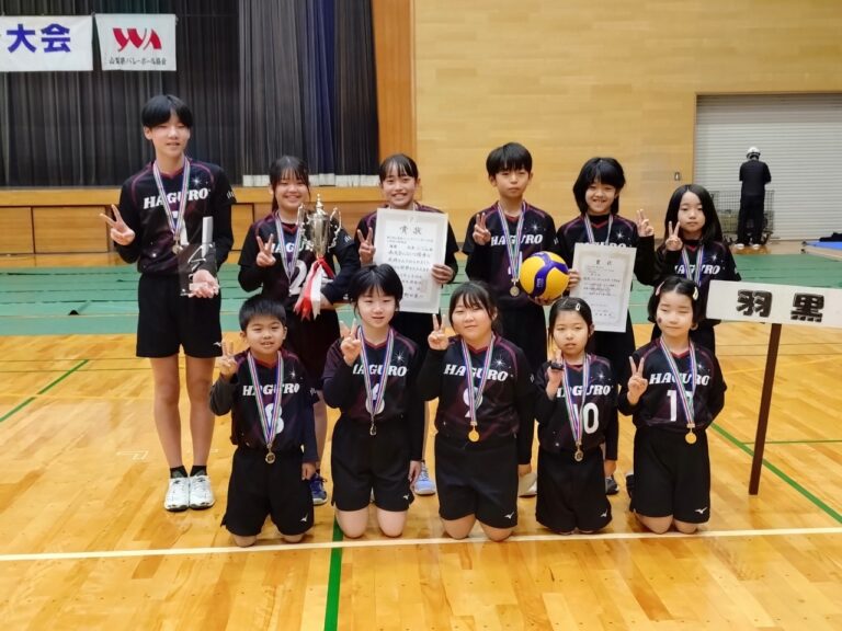 HAGURO様 バレーボールユニフォーム オーダー事例