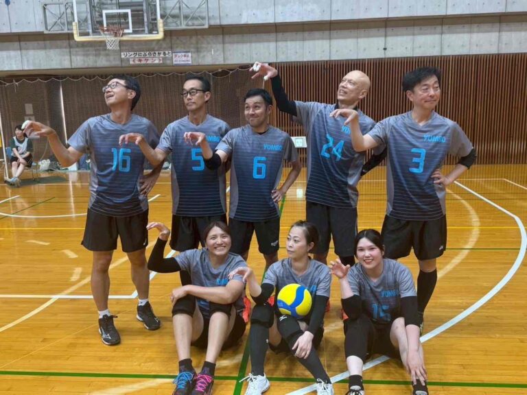 YUMBO様 バレーボールユニフォーム オーダー事例