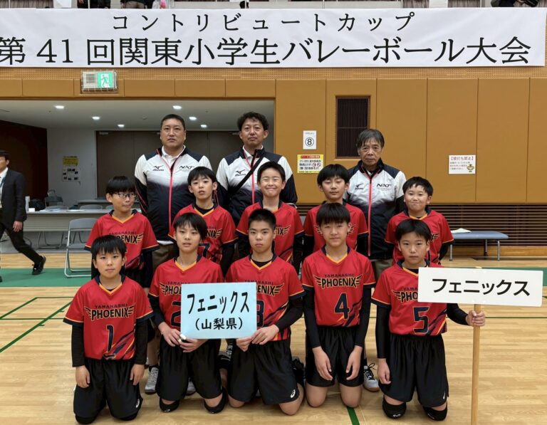 PHOENIX様　バレーボールユニフォーム　オーダー事例