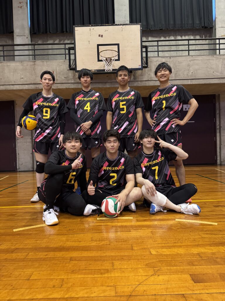 Cerezo.ca様　バレーボールユニフォーム　オーダー事例
