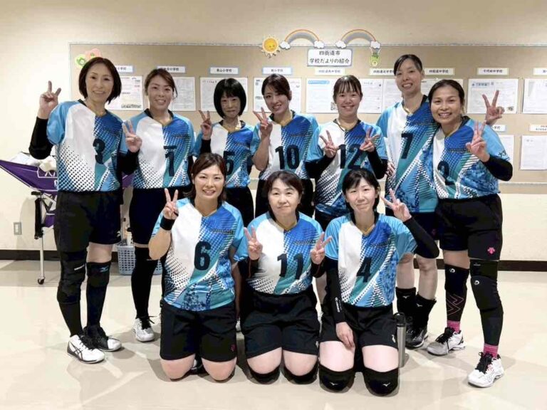 Ooana kita様　バレーボールユニフォーム　オーダー事例